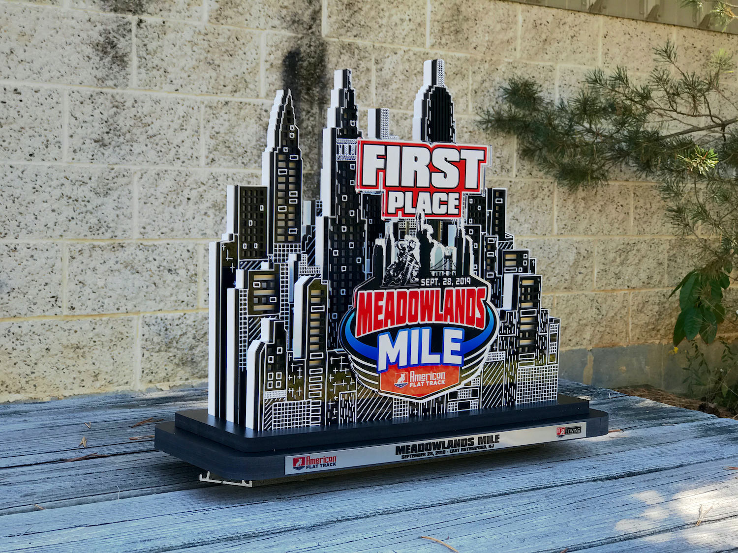 Lucas Oil Meadowland Mile trophy